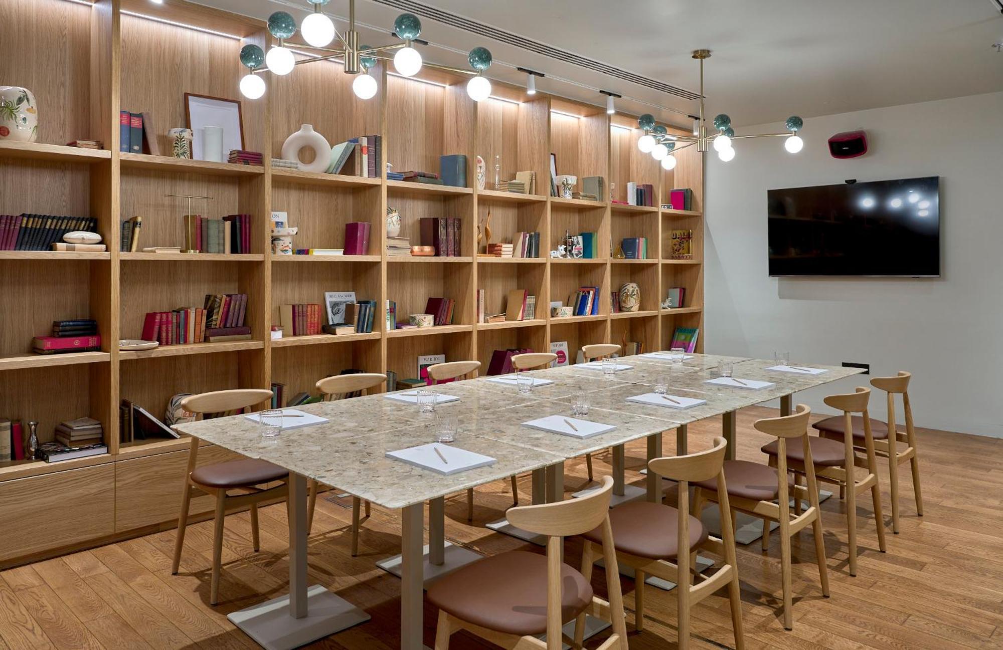 Verno House Budapest, Vignette Collection By Ihg المظهر الخارجي الصورة Library